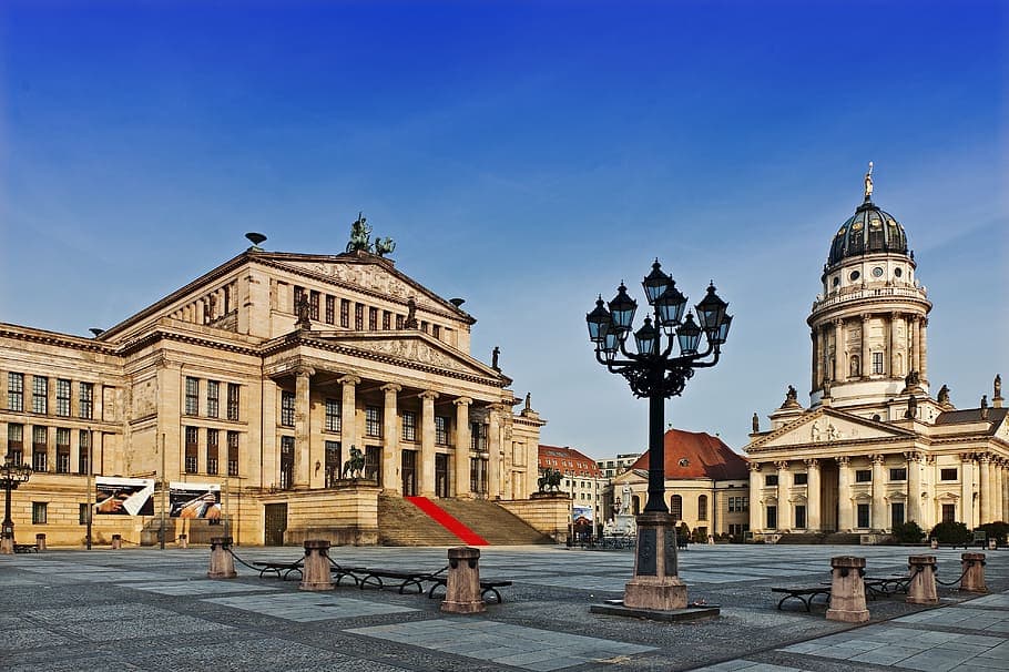 Gendarmenmarkt place to visit
