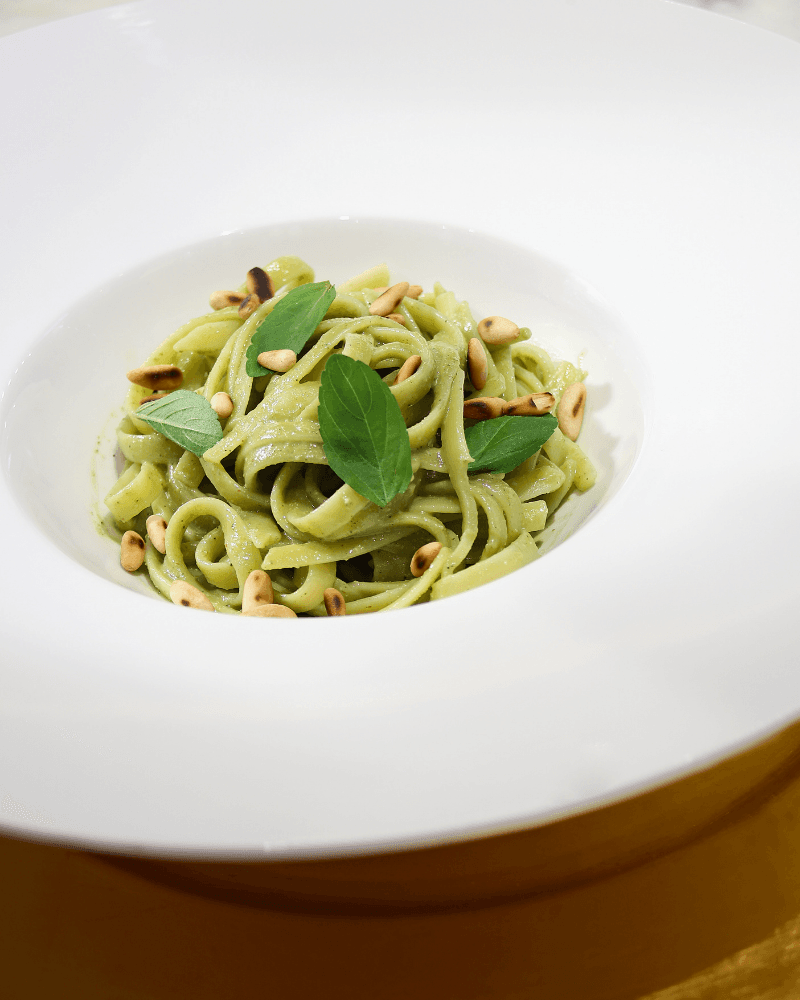 Trenette al pesto - local food
