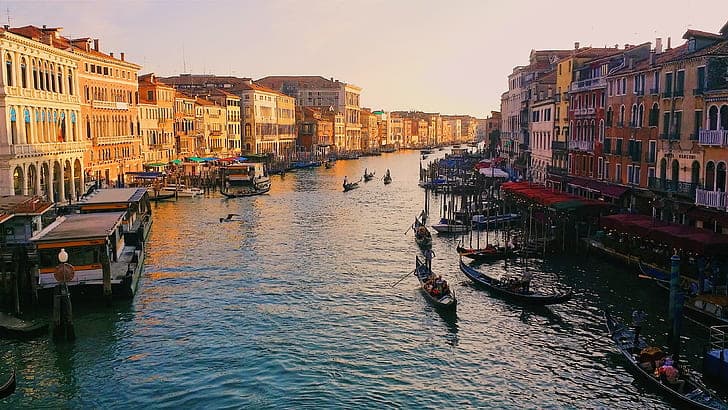 Grand Canal place to visit