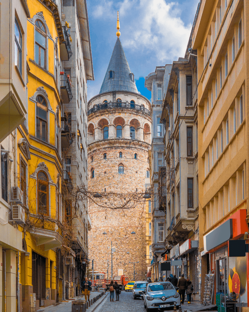 Galata Kulesi gezilecek yer